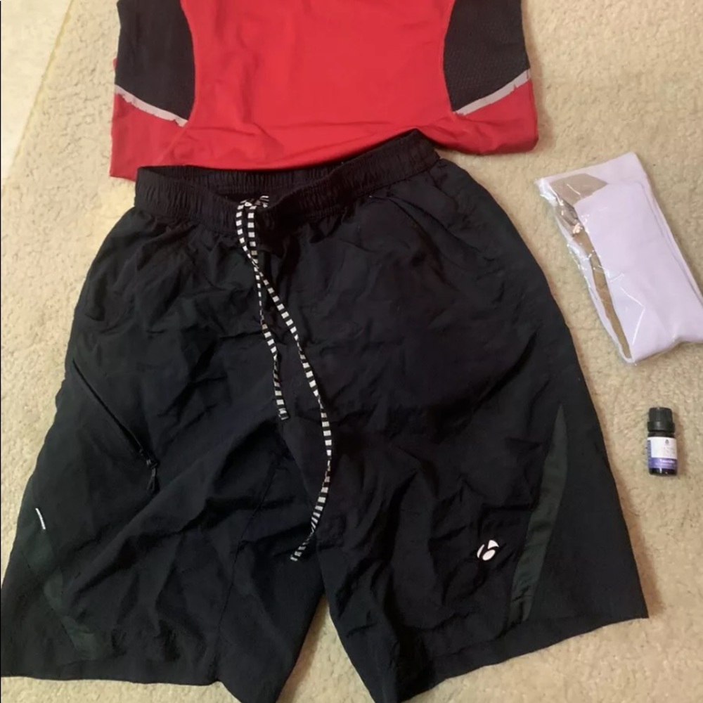 Bike shorts w padding, shirt, compression socks